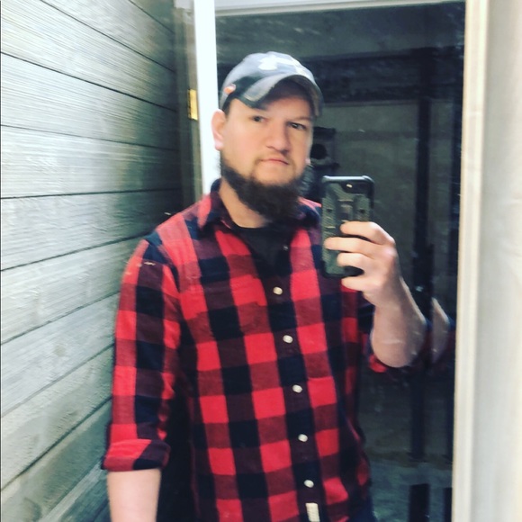 Profile Picture of Jacob Belcher (@jake515312) on Poshmark