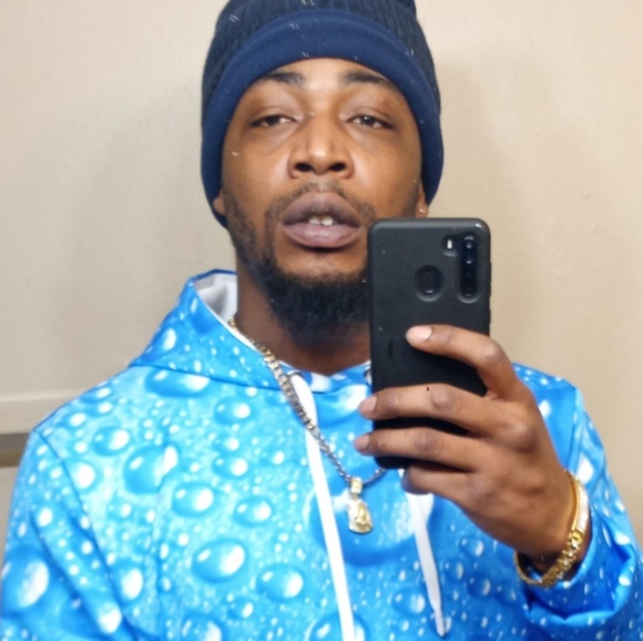 Profile Picture of Demarco Newman (@demarco9090) on Poshmark