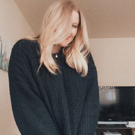 Profile Picture of Heather Kizer (@heathermarie923) on Pinterest