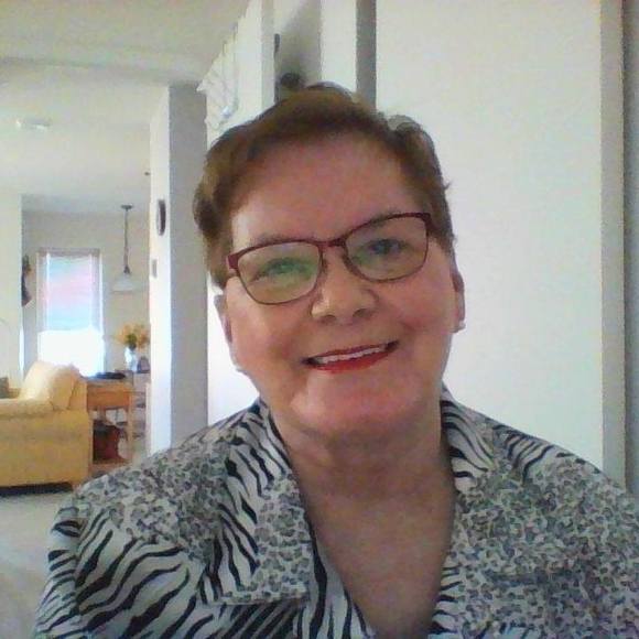 Profile Picture of Francine Dupaul (@francinedupaul) on Poshmark