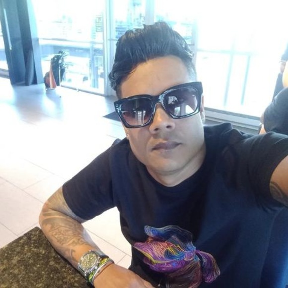 Profile Picture of Adrián Pico (@adrianpico599) on Poshmark