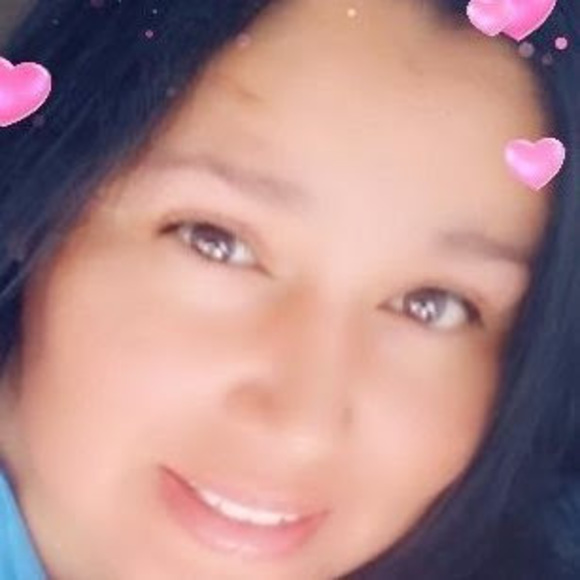 Profile Picture of Del Alvarez (@delalvarez03) on Poshmark