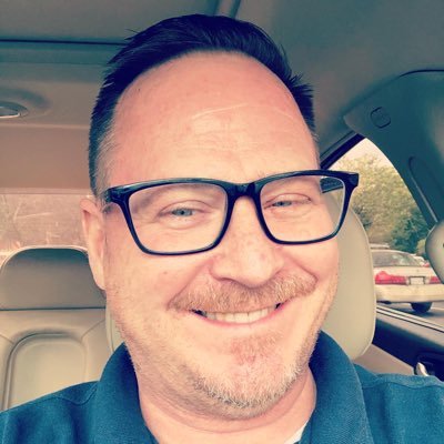 Profile Picture of Jeffery Skinner (@pizzadadlives) on Twitter