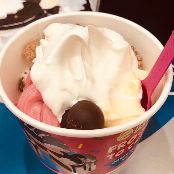 Profile Picture of Kristyn Stierley (@kcolleen16) on Poshmark