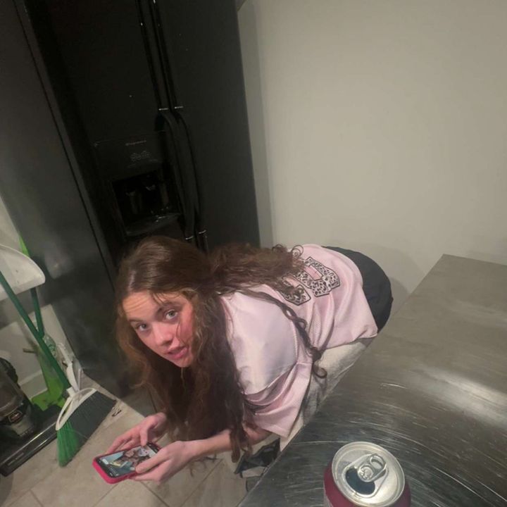 Profile Picture of Clare Martin (@claremartin.spam) on Tiktok