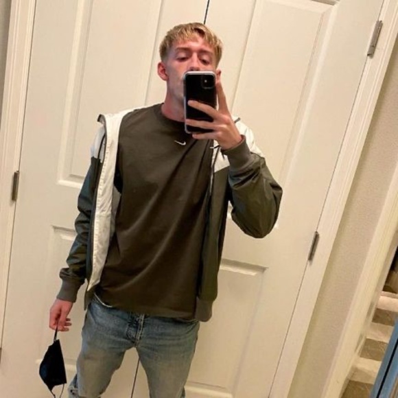 Profile Picture of Colin Walker (@colinw329) on Poshmark