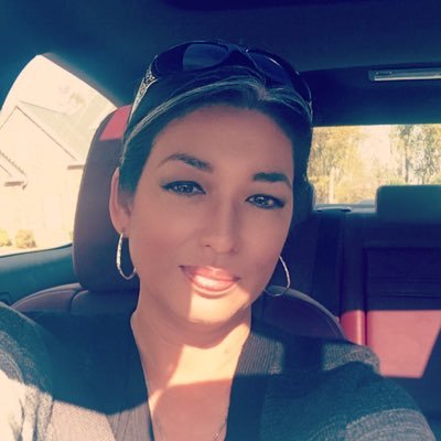 Profile Picture of Michele Hayes (@michelehayes) on Twitter