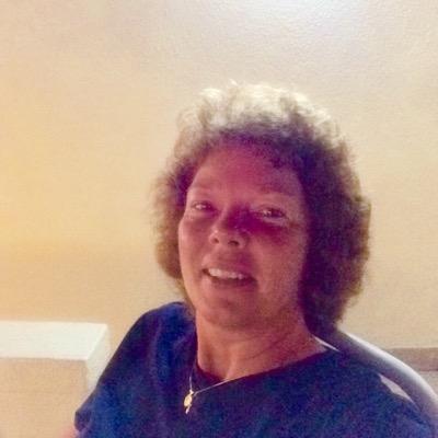 Profile Picture of Nina Walton (@NinaWalton15) on Twitter