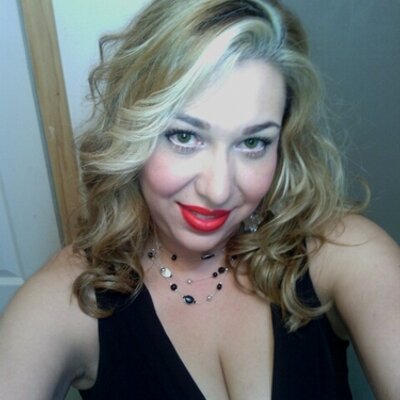 Profile Picture of Janie Montemayor (@jmontemayor75) on Twitter