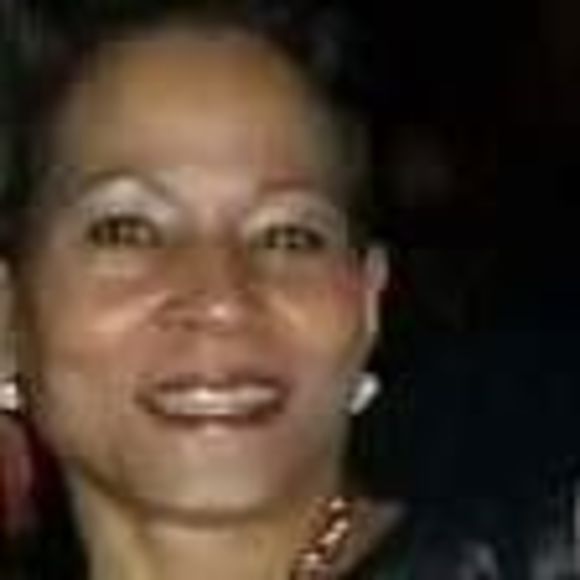 Profile Picture of Dedee Downs (@ddowns01) on Poshmark