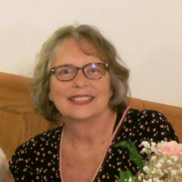 Profile Picture of Charlene Fairleigh (@cfairleigh) on Poshmark