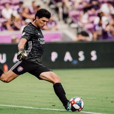 Profile Picture of Brian Rowe (@ROWE_BRIAN_) on Twitter