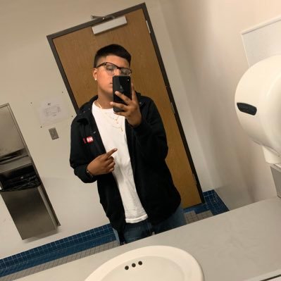 Profile Picture of Omar Perales (@PimpOmar1) on Twitter