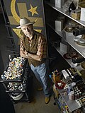 Wayne Gilbert (artist) - Wikipedia Profile Picture of Wayne Gilbert (artist)on Wikipedia