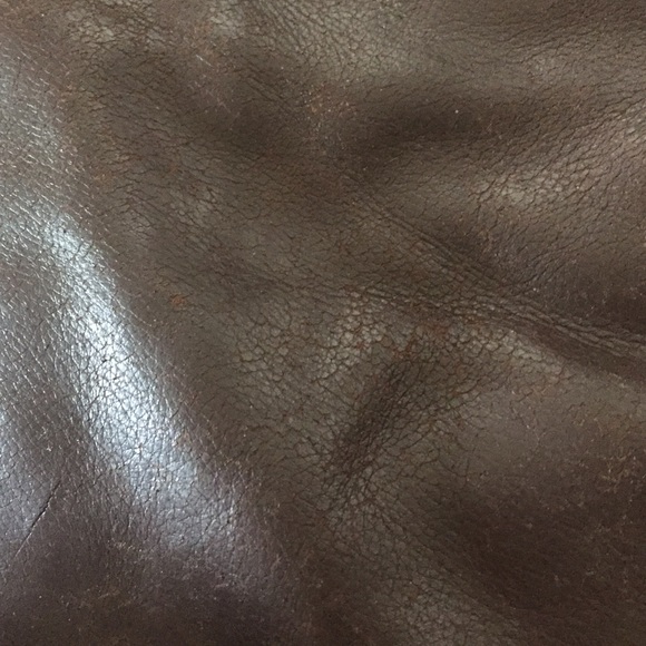 Profile Picture of Eddie Viveros (@eddieviveros) on Poshmark