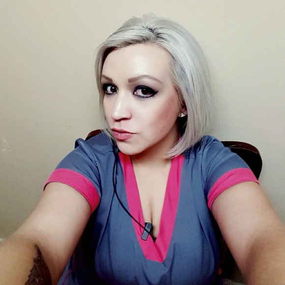 Profile Picture of Yesenia Ibarra (@yessiii0713) on Poshmark