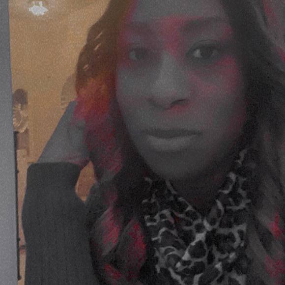 Profile Picture of Keisha Joseph (@keishaj2621) on Poshmark