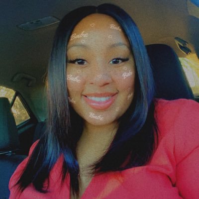 Profile Picture of St.romain (@JadasPearls) on Twitter