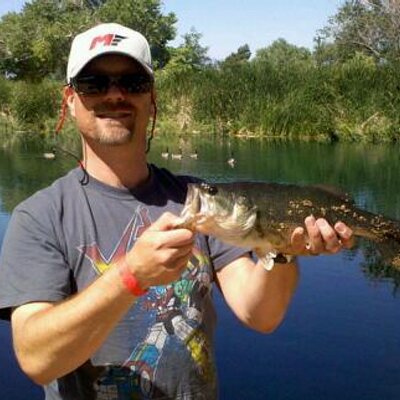 Profile Picture of Scott Downard (@RookTheGeek) on Twitter