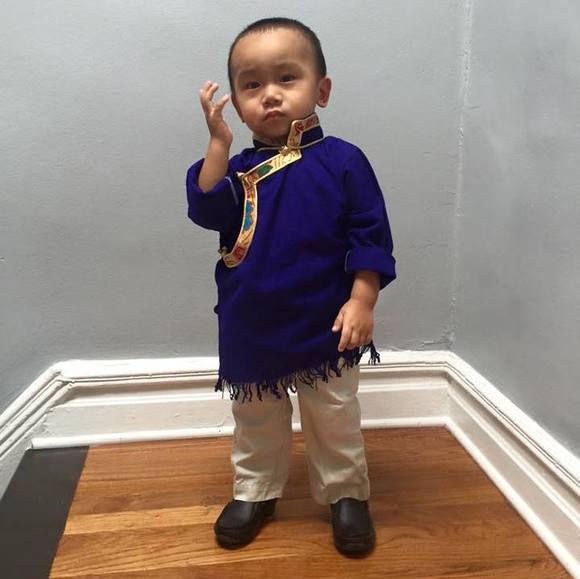 Profile Picture of Yangla Yangla (@sweetyangla) on Poshmark