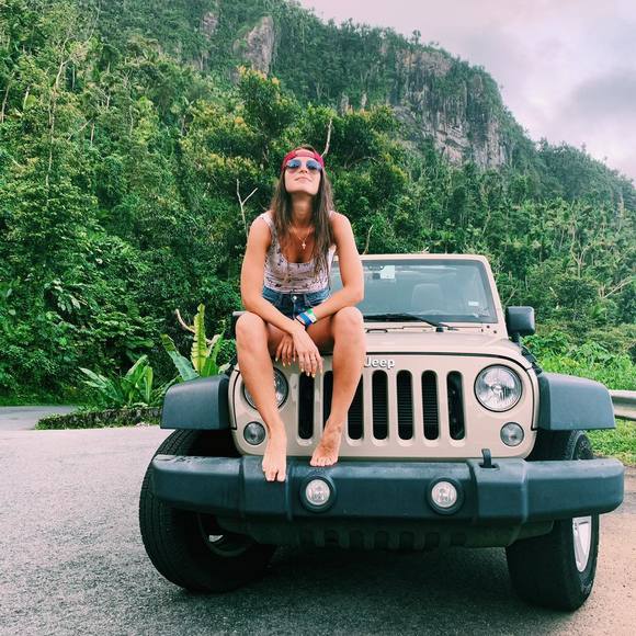 Profile Picture of Lyubov Martynyk (@lyubovmartynyk) on Poshmark