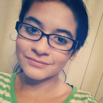 Profile Picture of Liz Romo (@lizromo101) on Twitter