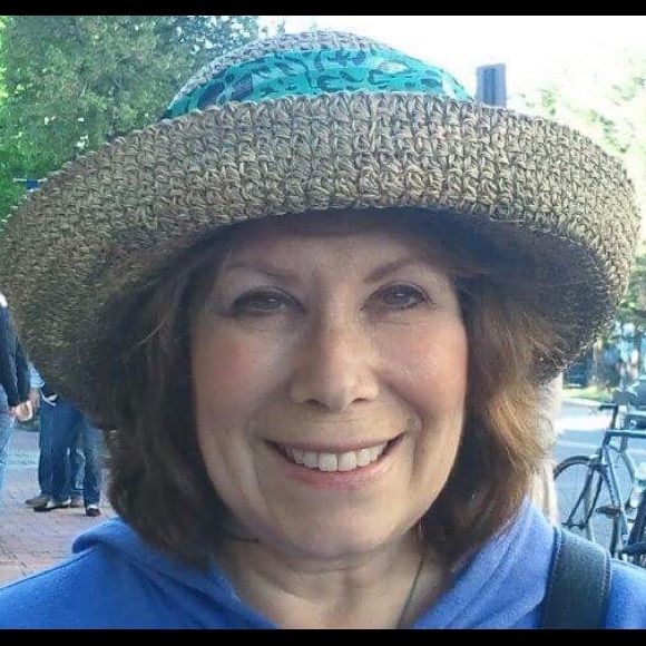 Profile Picture of Janet Rothbart (@jrothbart) on Poshmark