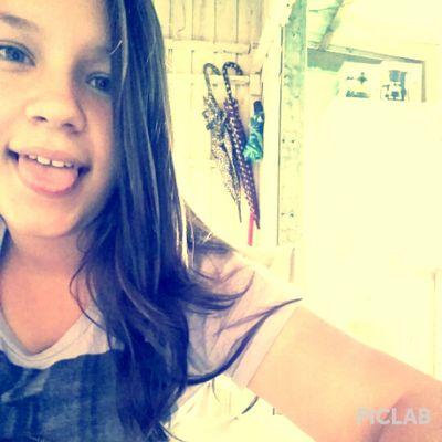 Profile Picture of Júlia Schuler (@88131855a285403) on Twitter