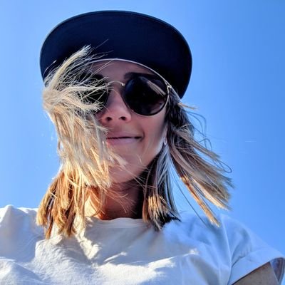 Profile Picture of Monica Irvine (@monicairvine_) on Twitter