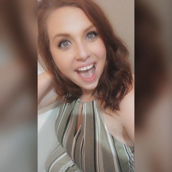 Profile Picture of Heather Strawn (@hstrawn9412) on Poshmark