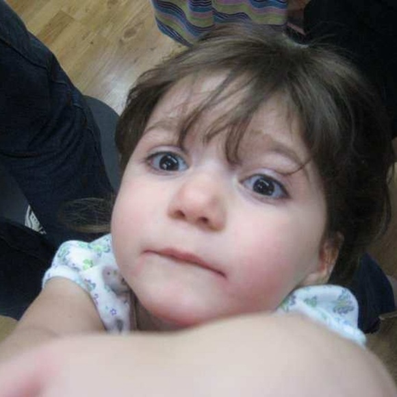 Profile Picture of Danielle Hammerschlag (@d_hammerschlag) on Poshmark