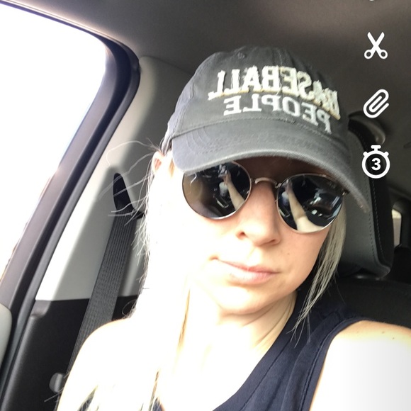 Profile Picture of Devon Weldon (@drweldon21) on Poshmark