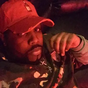 Profile Picture of user9990926217704 (@renzel8412) on Tiktok