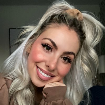 Profile Picture of Kates (@katelynbrenner) on Twitter