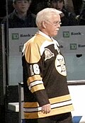 Profile Picture of Derek Sandersonon Wikipedia