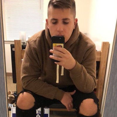 Profile Picture of Justin Weinberg (@justinw98) on Twitter