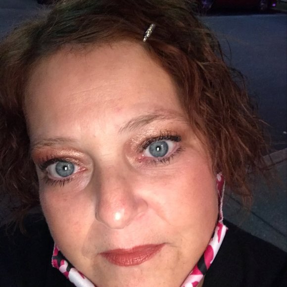 Profile Picture of Jaime Cochran fabian (@jaimecochran679) on Poshmark