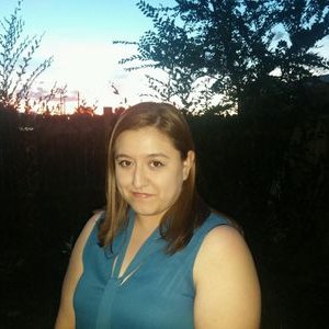 Profile Picture of Yesenia Robles (@YeseniaRobles) on Twitter