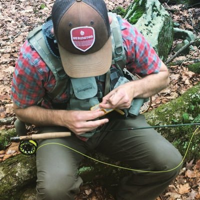 Profile Picture of Dash Miglin (@greencardbrick) on Twitter
