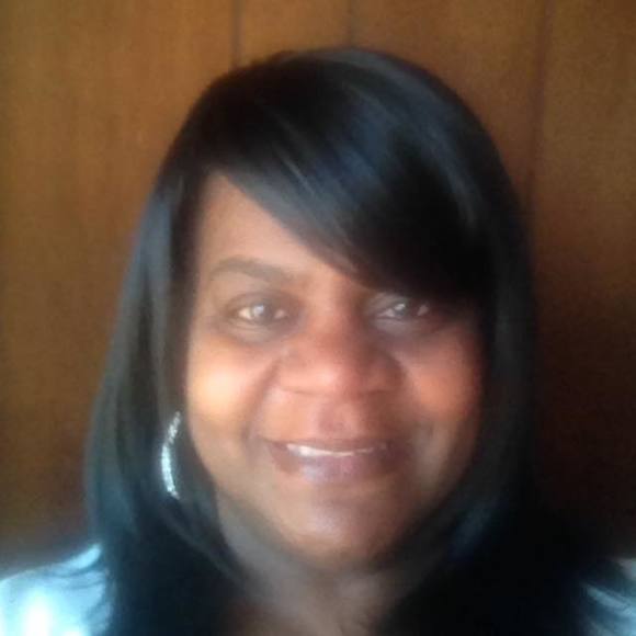 Profile Picture of Jean Liddell (@wandaliddell24) on Poshmark