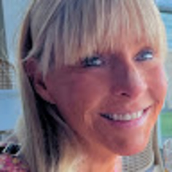 Profile Picture of Janie Tyerman (@caljanie) on Poshmark