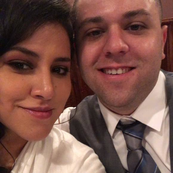 Flor Mogro - Poshmark Profile Picture of Flor Mogro (@flormogro) on Poshmark