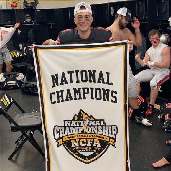 Ryan Simone - Poshmark Profile Picture of Ryan Simone (@ryan_simone) on Poshmark