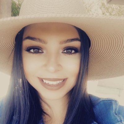 Profile Picture of Jessica Espinoza (@DjessEspinoza) on Twitter