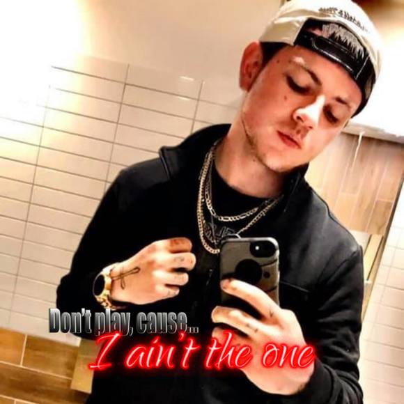 Profile Picture of Trey Andrews (@andrewstrey37) on Poshmark