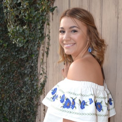 Profile Picture of Emily De La Garza (@emily_dlgz) on Twitter