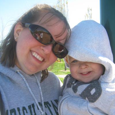 Profile Picture of Elizabeth Knost (@ElizabethKnost) on Twitter