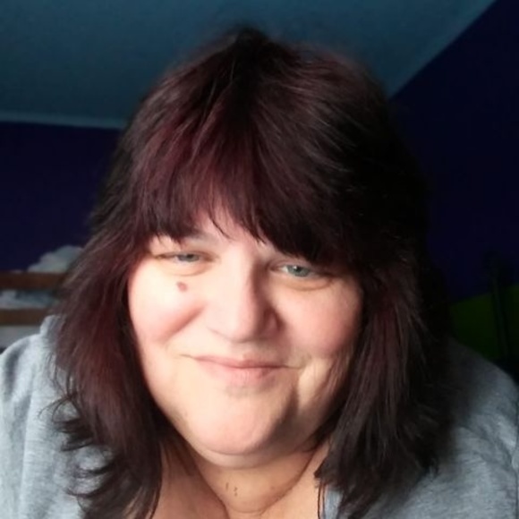 Profile Picture of Amanda Ullrich (@amullri31) on Poshmark