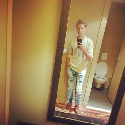 Profile Picture of Daniel Estrin (@estrindaniel) on Twitter