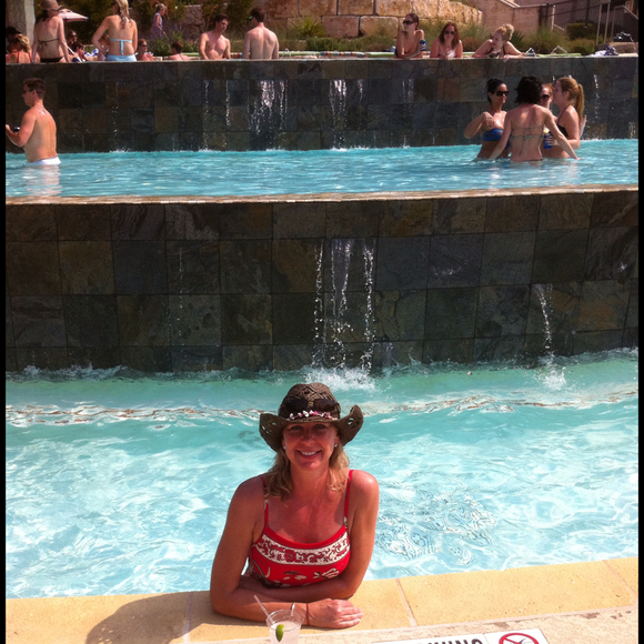 Profile Picture of Michelle Grodsky (@mgrodsky) on Poshmark